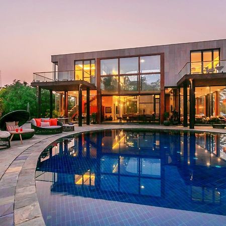 Stayvista At Pranaam The Luxury Collection Alībāg Dış mekan fotoğraf